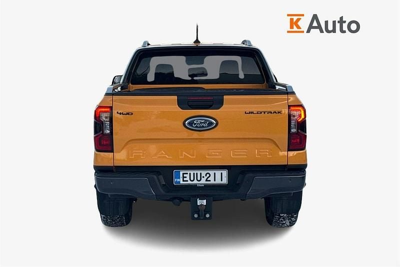 Käytetty Ford Ranger Wildtrack 204 HP (150 kW) 2023 Oranssi Nouto