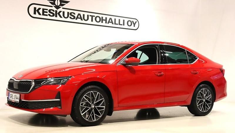 Punainen Käytetty 2025 Skoda Octavia Style Sedan | 36 500 € (Kallis) - Kuva 1/4
