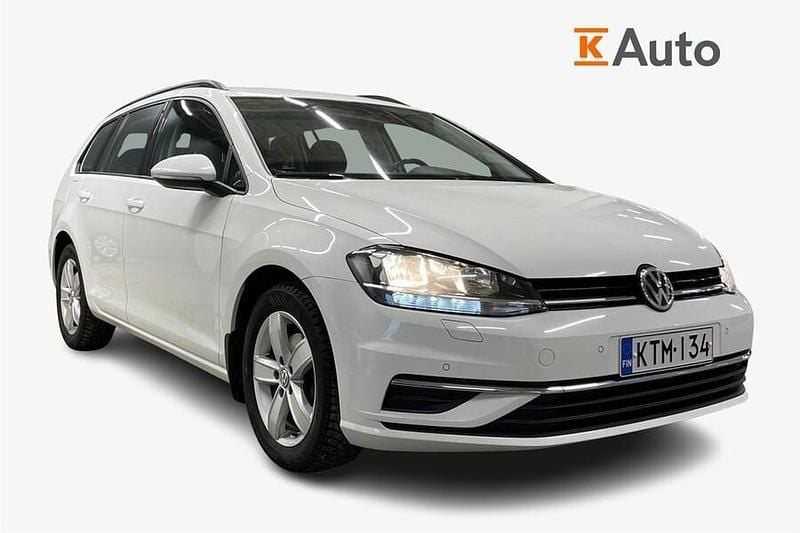 Käytetty VW Golf VII Comfortline 116 HP (85 kW) 2019 Farmari