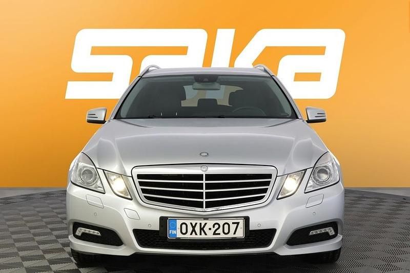 Käytetty Mercedes E250 Avantgarde 204 HP (150 kW) 2010 Farmari