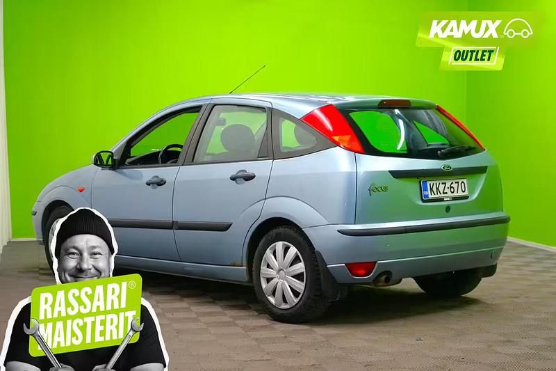 Käytetty Ford Focus 101 HP (74 kW) 2004 Sininen Sedan