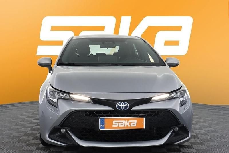 Käytetty Toyota Corolla Active 140 HP (102 kW) 2023 Viistoperä