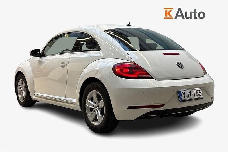 Käytetty VW Beetle Design 105 HP (77 kW) 2018 Valkoinen Viistoperä