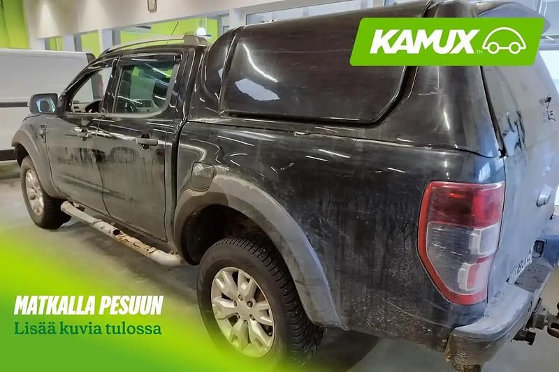 Käytetty Ford Ranger Wildtrack 200 HP (147 kW) 2015 Musta Nouto