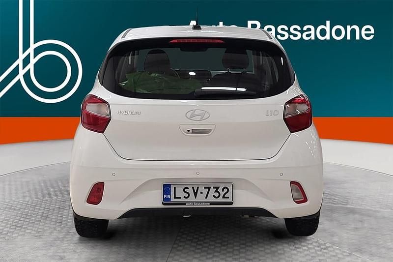 Käytetty Hyundai i10 Comfort 63 HP (46 kW) 2024 Viistoperä