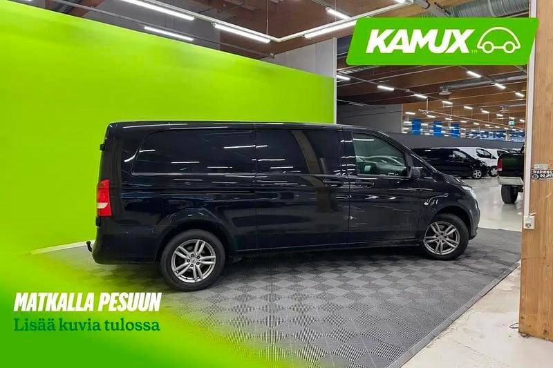 Käytetty Mercedes Vito 163 HP (119 kW) 2022 Musta Van