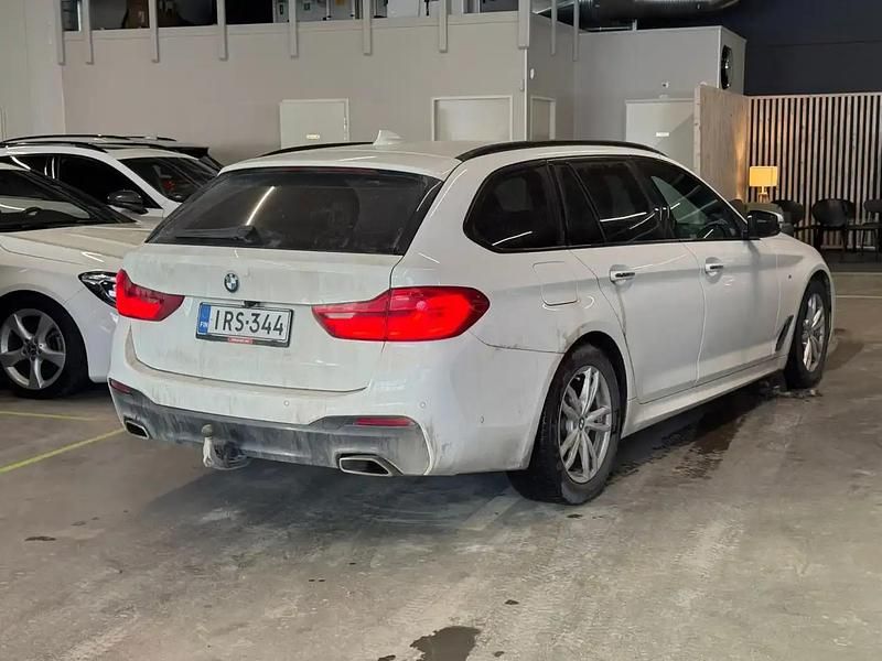 Käytetty BMW 520 Sport Line 190 HP (139 kW) 2017 Valkoinen Farmari