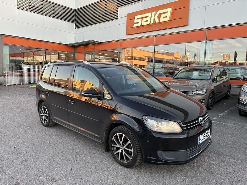 Käytetty 2014 VW Touran Comfortline Tila-auto | 9 980 € (Hyvä tarjous) - Kuva 1/4