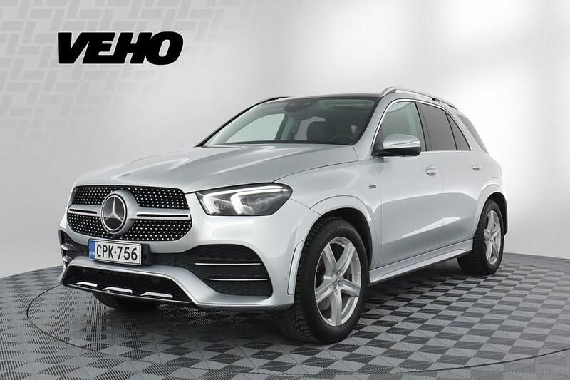 Käytetty Mercedes GLE350 AMG line 194 HP (142 kW) 2020 Harmaa Katumaasturi