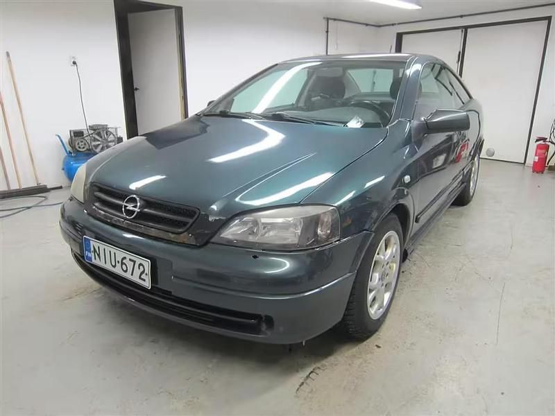 Vihreä Käytetty 2000 Opel Astra Edition Coupe - kaksiovinen | 2 500 € - Kuva 1/4