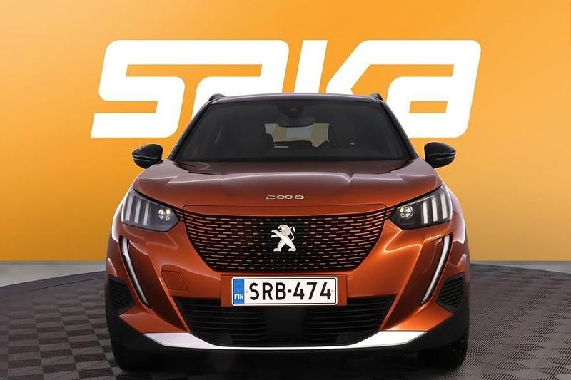 Käytetty Peugeot e-2008 GTi 100 kW (136 HP) 2023 Katumaasturi