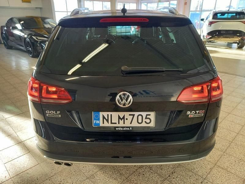 Käytetty VW Golf Alltrack 184 HP (135 kW) 2015 Musta Farmari
