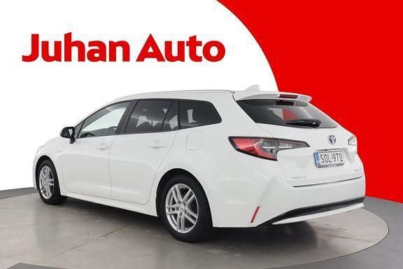 Käytetty Toyota Corolla Business Edition 122 HP (89 kW) 2020 Valkoinen Farmari