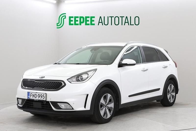 Valkoinen Käytetty 2018 Kia Niro EX Katumaasturi | 16 480 € (Perustarjous) - Kuva 1/4