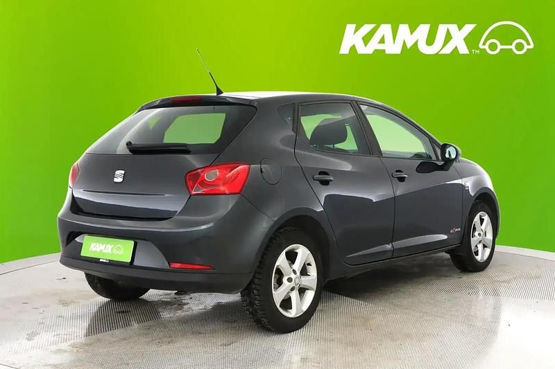 Käytetty Seat Ibiza Copa 105 HP (77 kW) 2011 Hopea / harmaa Sedan