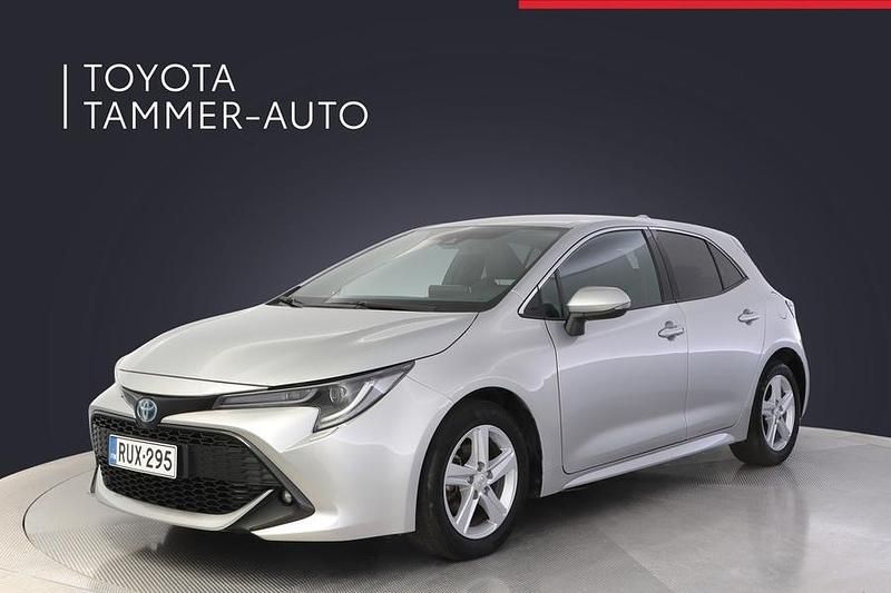 Käytetty Toyota Corolla Edition 122 HP (89 kW) 2023 1l0 metallic silver Viistoperä