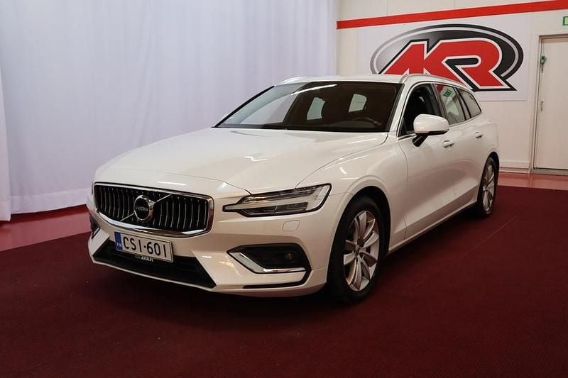 Käytetty Volvo V60 Inscription 150 HP (110 kW) 2018 Farmari