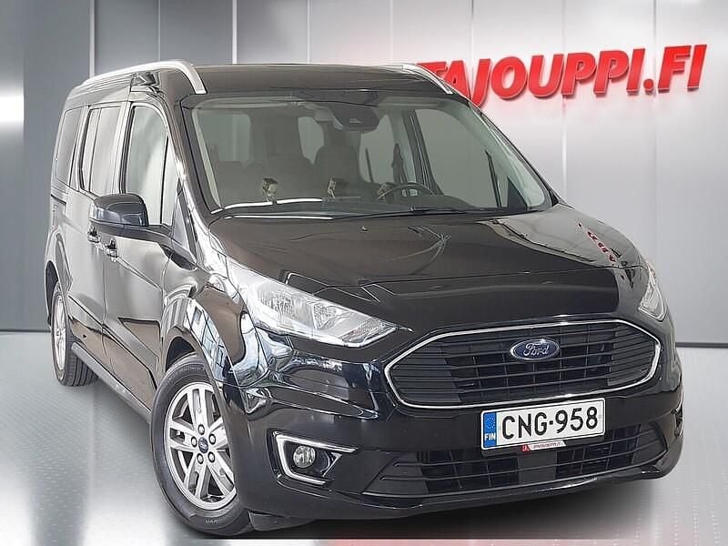 Käytetty Ford Tourneo Connect Titanium 120 HP (88 kW) 2019 Tila-auto