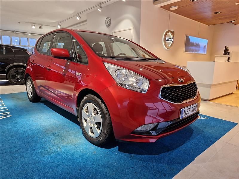 Käytetty Kia Venga EX 125 HP (91 kW) 2015 Punainen Viistoperä