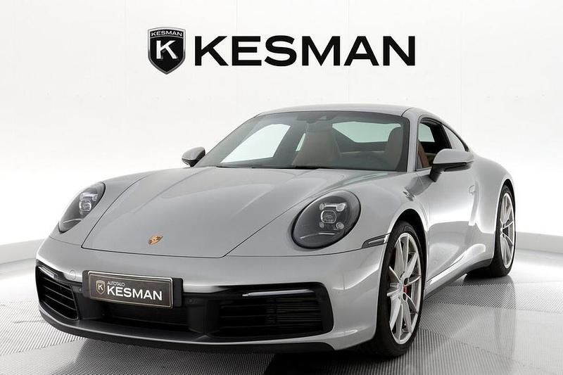 Käytetty Porsche 911 Carrera 4S 450 HP (330 kW) 2020 Coupe - kaksiovinen