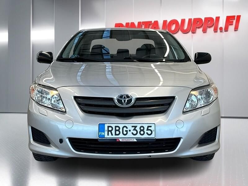 Käytetty Toyota Corolla Sol 124 HP (91 kW) 2007 Sedan