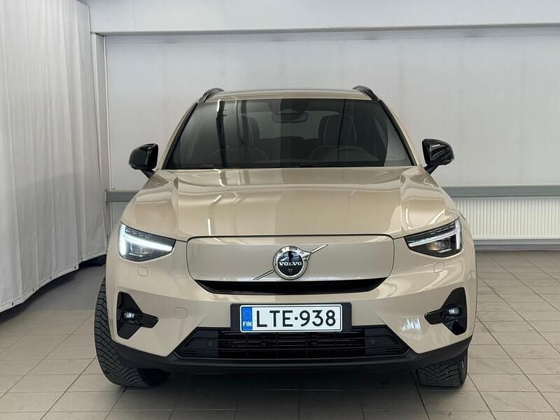 Uusi Volvo EX40 300 kW (408 HP) 2025 Katumaasturi