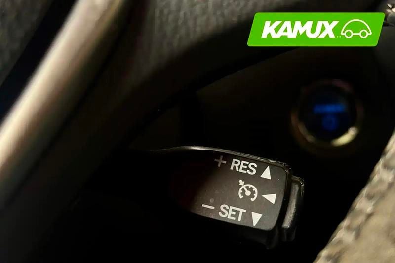 Käytetty Toyota Auris Touring Sports Comfort 99 HP (72 kW) 2014 Sininen Farmari