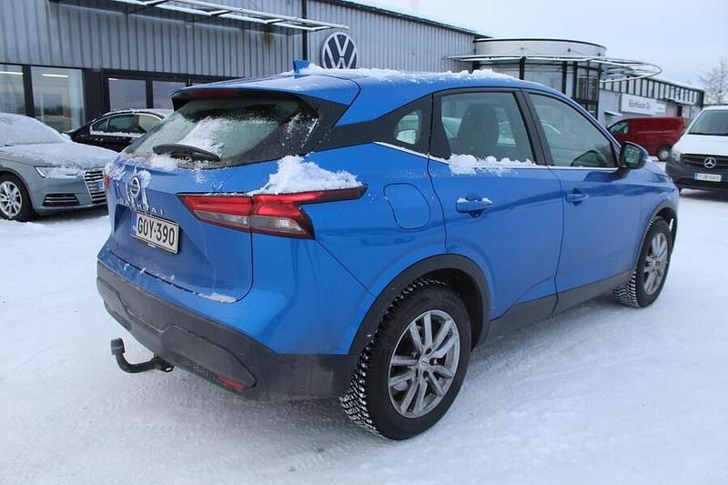 Käytetty Nissan Qashqai Acenta 140 HP (102 kW) 2022 Sininen Katumaasturi