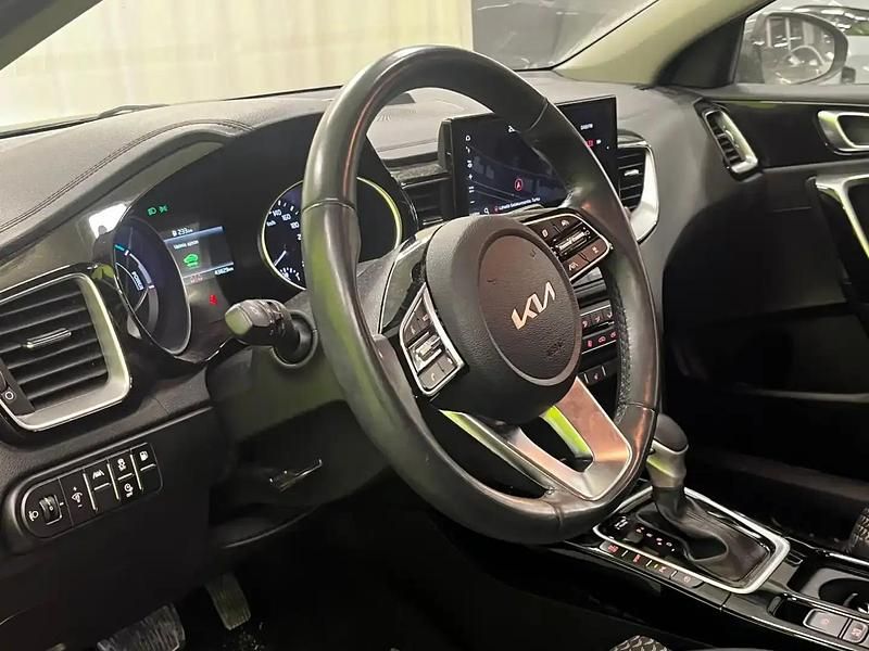 Käytetty Kia Ceed Sportswagon EX 140 HP (102 kW) 2023 Vihreä Farmari