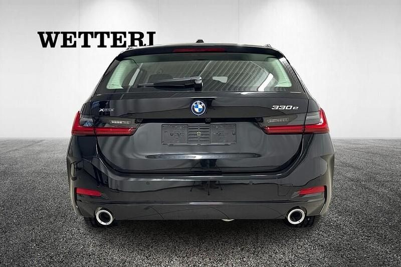 Käytetty BMW 330e 292 HP (214 kW) 2025 Musta Farmari