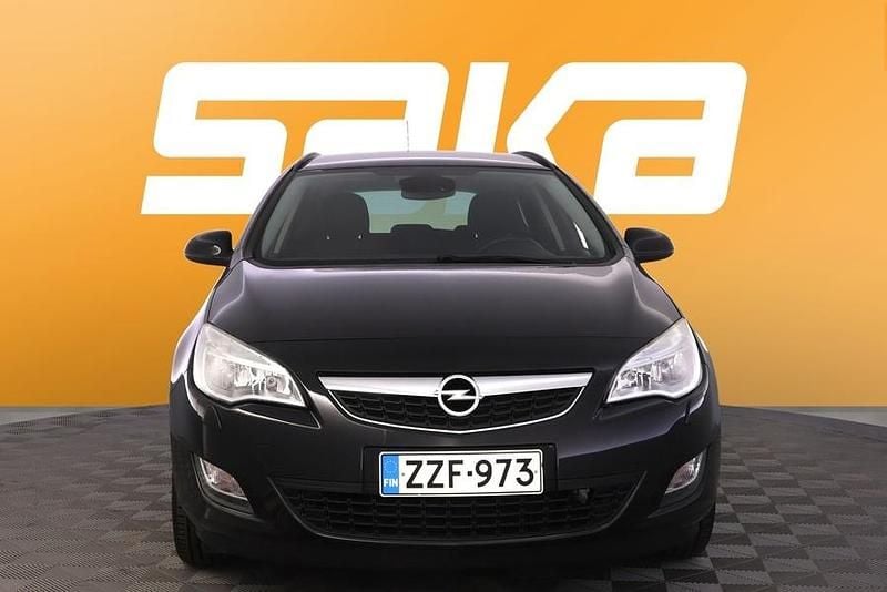 Käytetty Opel Astra Enjoy 120 HP (88 kW) 2011 Farmari