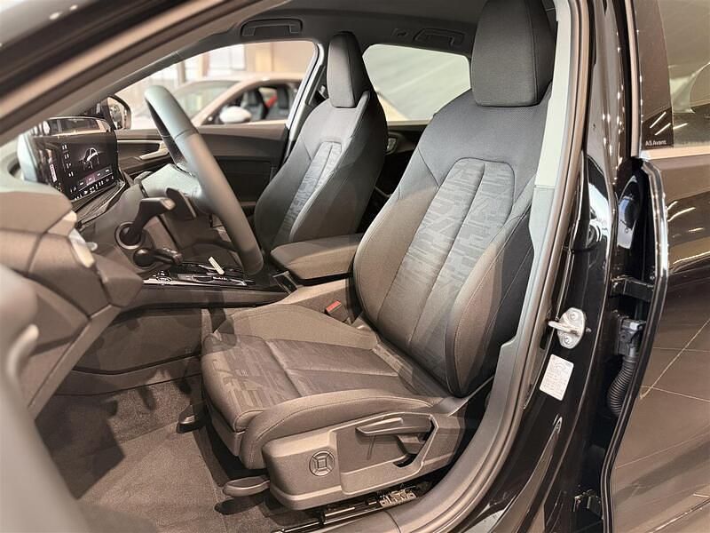 Uusi Audi A5 299 HP (219 kW) 2025 Coupe - kaksiovinen