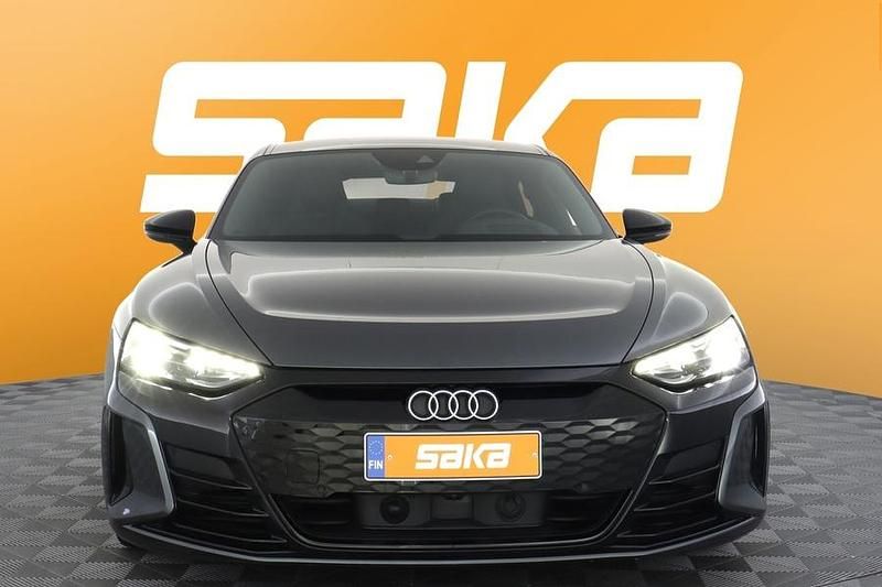 Käytetty Audi e-tron GT quattro 430 kW (585 HP) 2022 Sedan