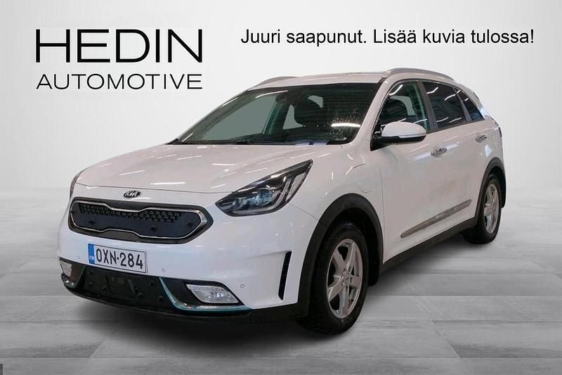 Käytetty Kia Niro EX 105 HP (77 kW) 2019 Valkoinen Katumaasturi