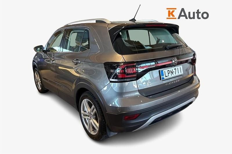 Käytetty VW T-Cross Business 150 HP (110 kW) 2021 Harmaa Katumaasturi