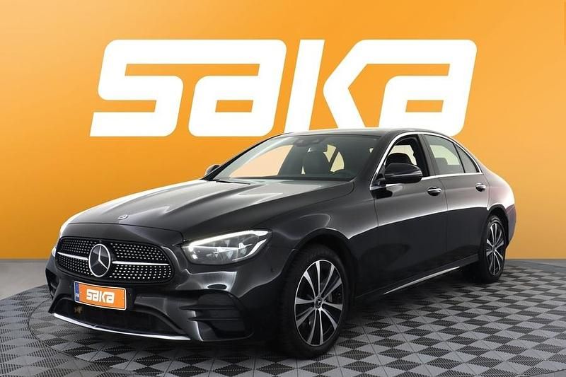 Käytetty Mercedes E300 AMG 313 HP (230 kW) 2023 Sedan