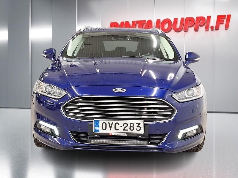 Käytetty Ford Mondeo Titanium 180 HP (132 kW) 2016 Sininen Farmari