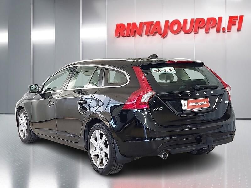 Käytetty Volvo V60 Summum 163 HP (119 kW) 2014 Farmari