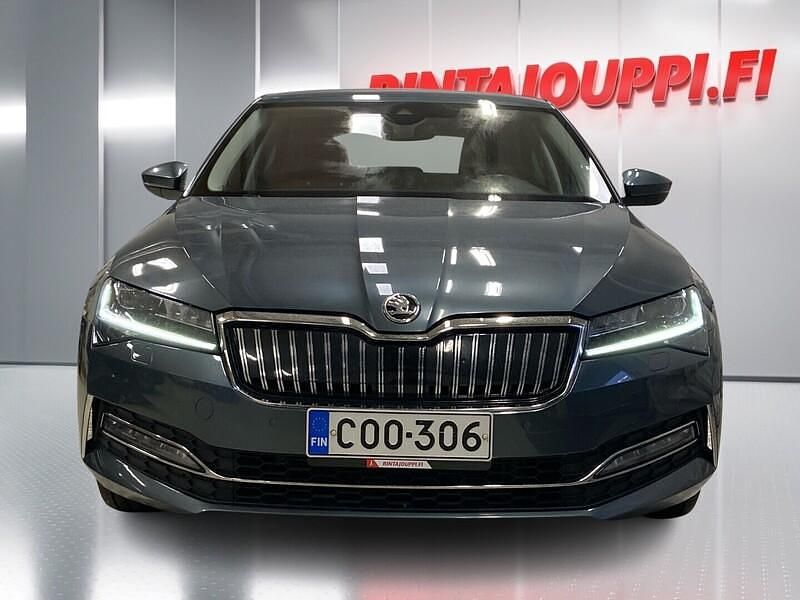 Käytetty Skoda Superb Style 156 HP (114 kW) 2020 Sedan