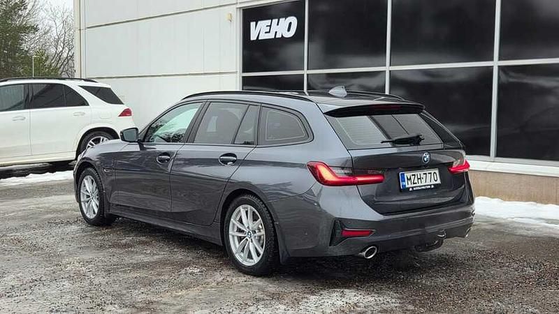 Käytetty BMW 320e 204 HP (150 kW) 2021 Harmaa Farmari
