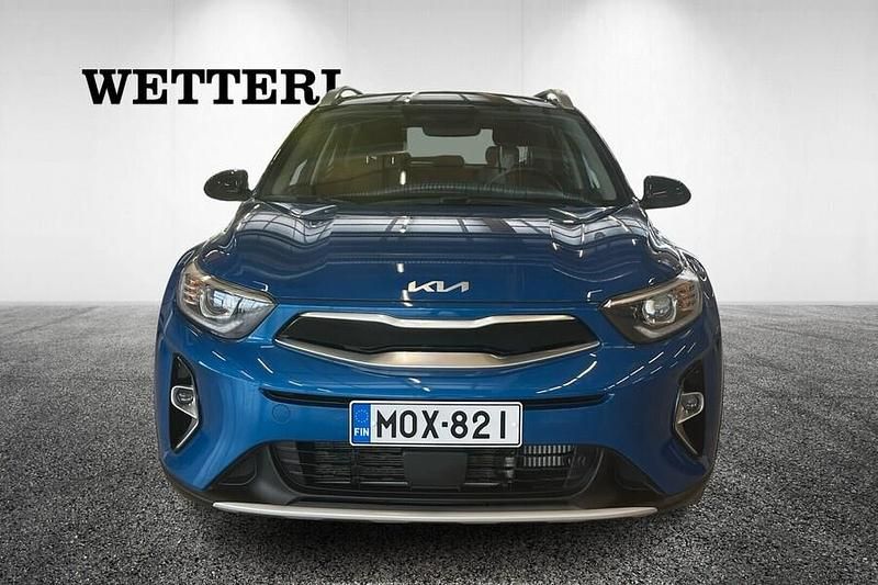 Käytetty Kia Stonic EX 99 HP (72 kW) 2023 Katumaasturi