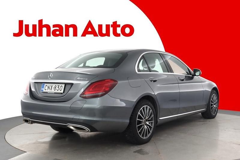 Käytetty Mercedes C300e Avantgarde Edition 211 HP (155 kW) 2020 Harmaa Sedan