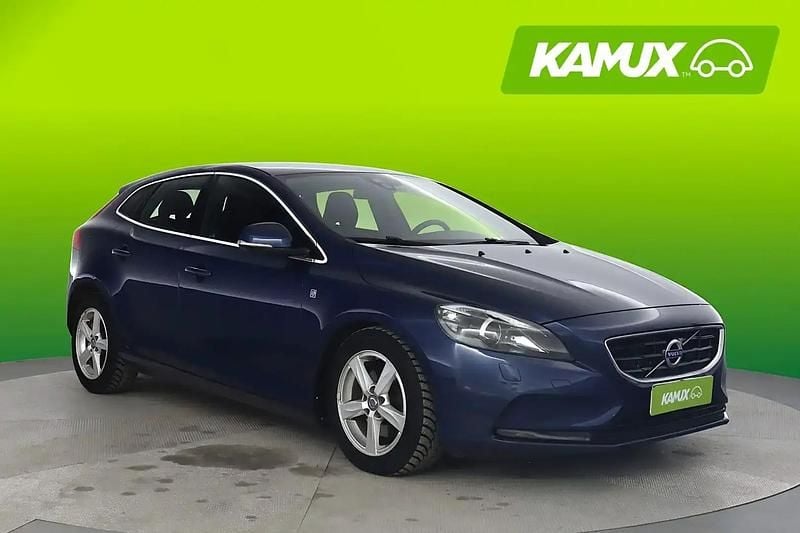 Käytetty Volvo V40 Business Edition 114 HP (83 kW) 2015 Sininen Sedan