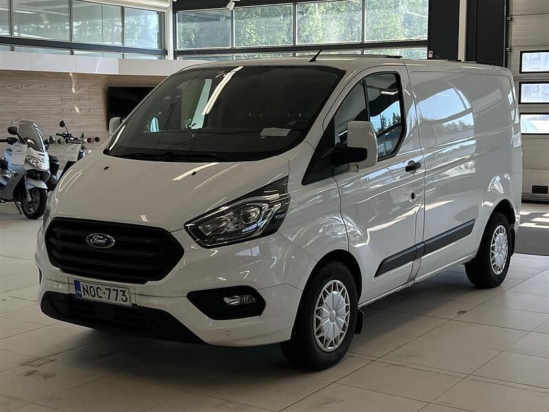 Valkoinen Käytetty 2018 Ford Transit Custom Limited Van | 22 890 € (Perustarjous) - Kuva 1/4