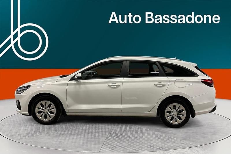 Käytetty Hyundai i30 Classic 109 HP (80 kW) 2024 Farmari