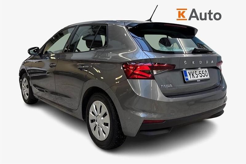Käytetty Skoda Fabia Ambition 95 HP (69 kW) 2022 Harmaa Viistoperä