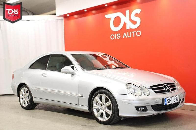 Käytetty Mercedes CLK320 Avantgarde 224 HP (164 kW) 2007 Coupe - kaksiovinen