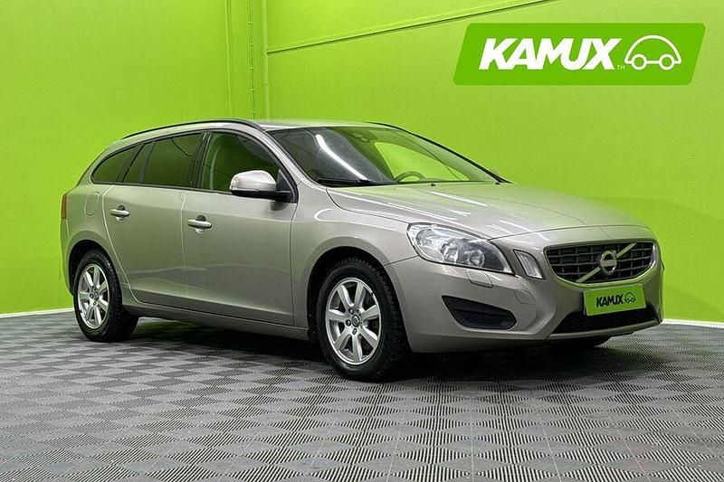 Käytetty 2013 Volvo V60 Kinetic Farmari | 9 900 € (Perustarjous) - Kuva 1/2