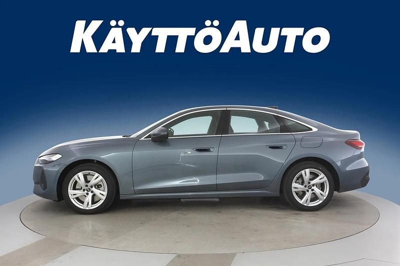 Uusi Audi A5 Comfort 299 HP (219 kW) 2025 Horizonsininen met. Coupe - kaksiovinen