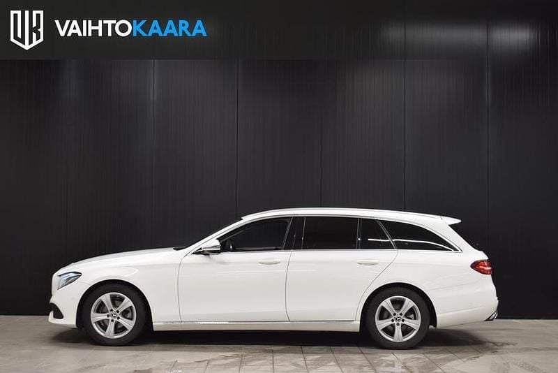 Käytetty Mercedes E220 Business 194 HP (142 kW) 2017 Farmari